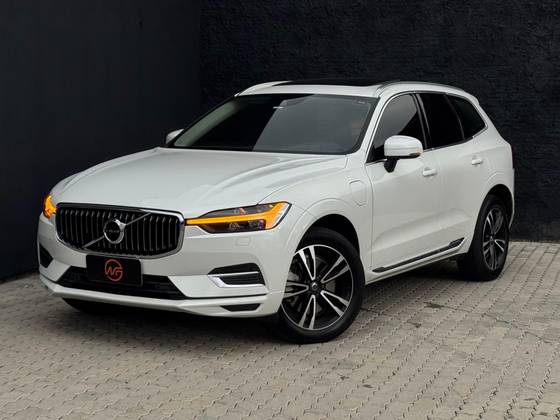 VOLVO XC60 2.0 T8 HYBRID INSCRIPTION AWD GEARTRONIC